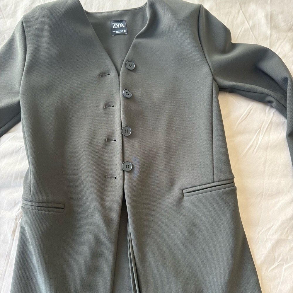 Zara Olive Buttoned Blazer